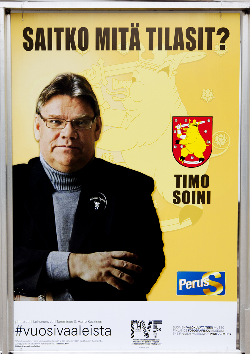 Timo Soini kutsui rasistit puolueeseensa. Jytkyn perustuksista löytyy haudattuna Tony Halme -vainaja. Soini kuvitteli mopon pysyvän hanskassa, mutta eipä pysynyt.