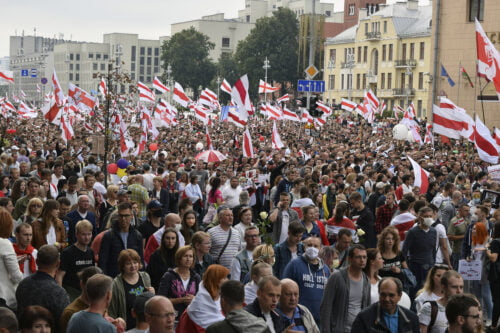 Kansakunta kynnysmattona – Valkovenäläisten demokratiaa kannattava enemmistö on pakotettu hiljaiseksi