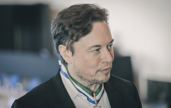 20_05_2022_Conectividade_e_Proteção_da_Amazônia_com_Elon_Musk_(52090111819)