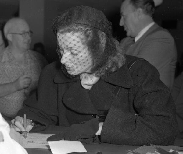 Greta_Garbo_in_1950_S