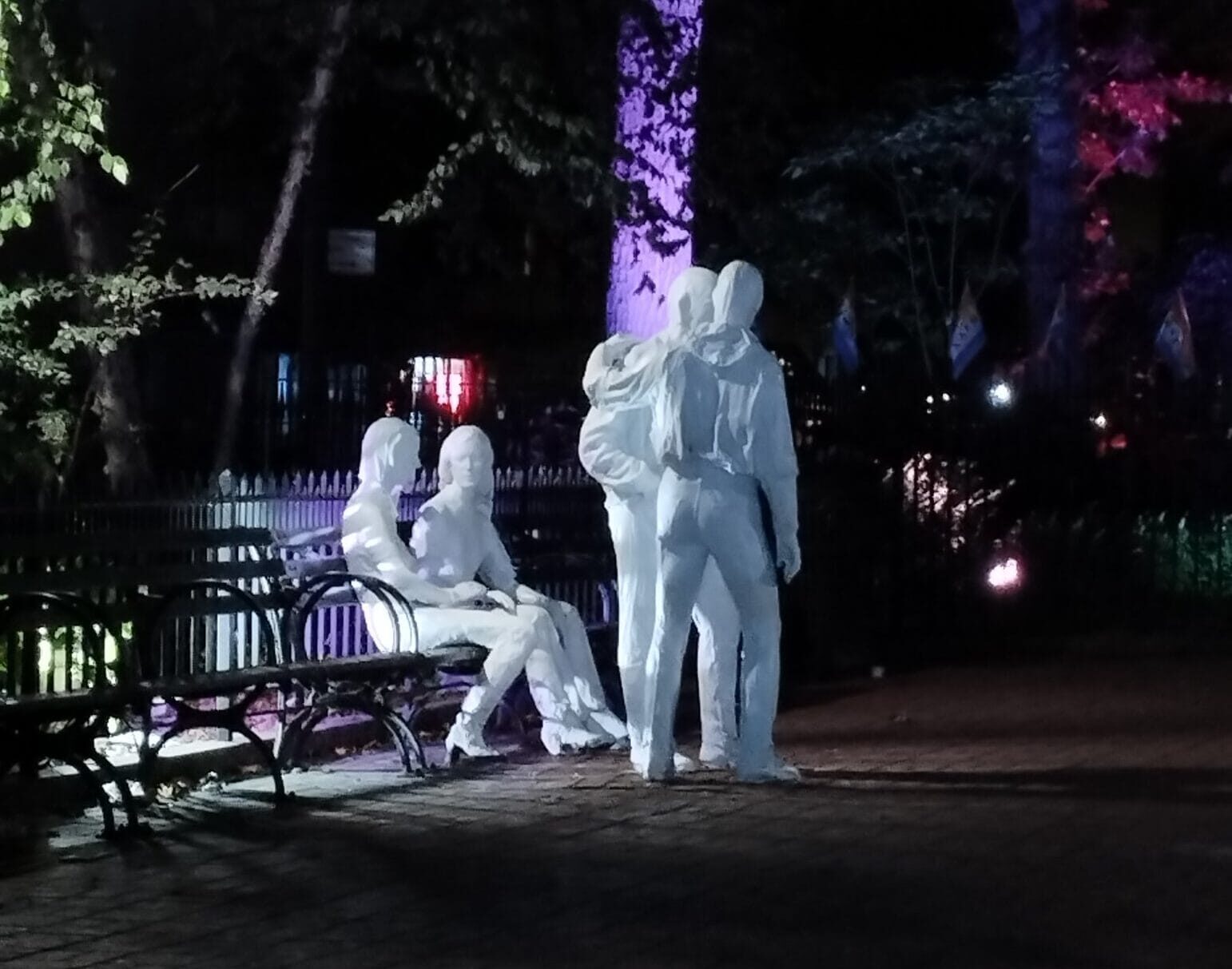 Asunnottomuus voi koskettaa jopa joka viidettä sateenkaarivähemmistöön kuuluvaa