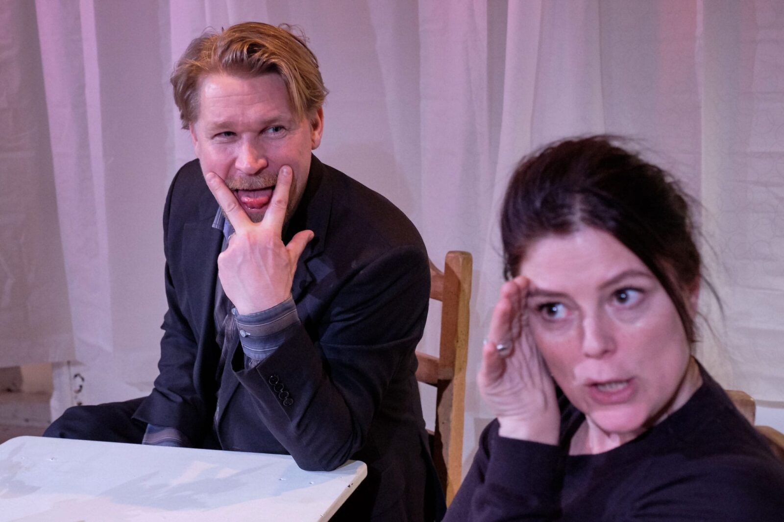 1_teatteriarvio_TUOMAS