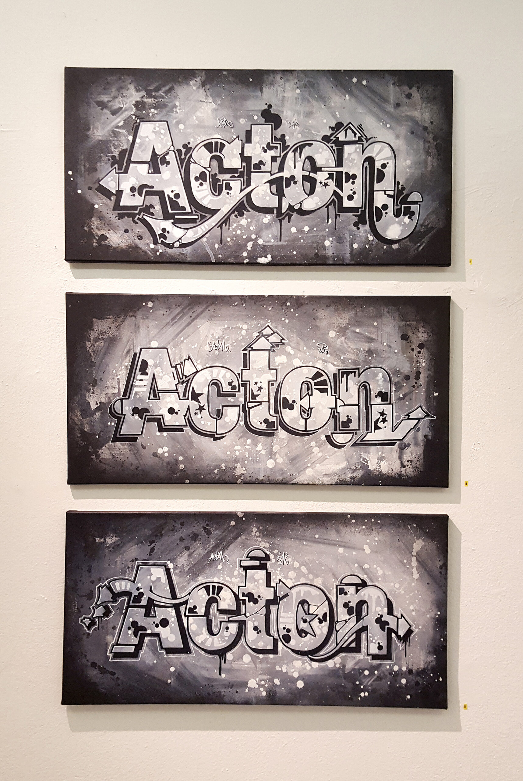Graffiteissa toistuvasti jatketaan kirjaimia erilaisin lisäkkein ja ulokkein. Oheisissa Acton/Helvetica-teoksissa nämä eri ulokkeet erottuvat selvästi Helvetika-kirjaimista. Näille ulokkeille on annettu nimiä ja Anssi Arte on tutkinut niiden olemusta sekä kehitystä Taideteolliseen korkeakouluun tekemässään gradussa ja siitä muokatussa kirjassa Forms of Rockin'. Arte luettelee swirlit, sandwitchit, cut segmentit, splashit ja loopit.