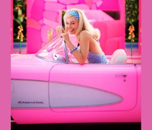 Yhteiskunta muovinuken silmin tarkasteltuna barbie-corvette
