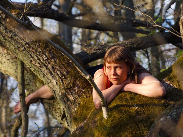 havumetsan-lapset-still8-teemuliakka-euphoriafilm