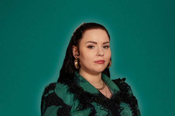Maalaisromani ja kaupunkilaisromani natasha2-s
