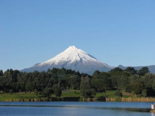 Mount_Taranaki_(4839941351)