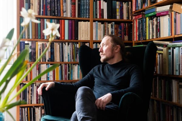 Filosofi Antti Salminen pohtii fossiilienergian merkitystä modernille ihmiselle antti-salminen-2