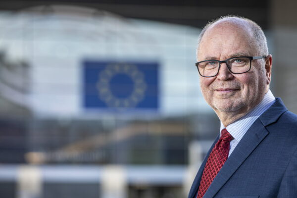 Eurooppa haastetaan heinaluoma-eero