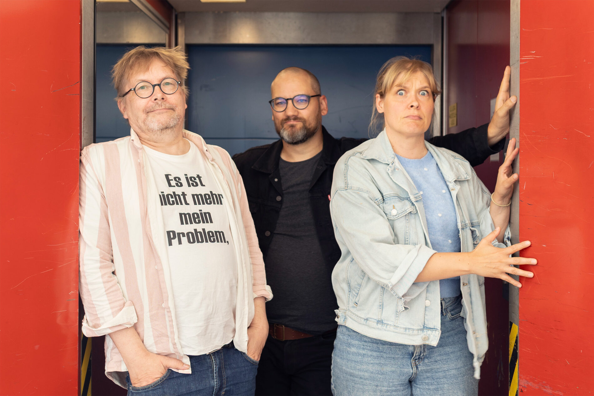 Nukkevaltio valvoo