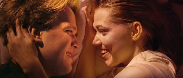 Huolenpitoa ja huonoa kasvatusta Espoo Cinéssä My_First_Love2