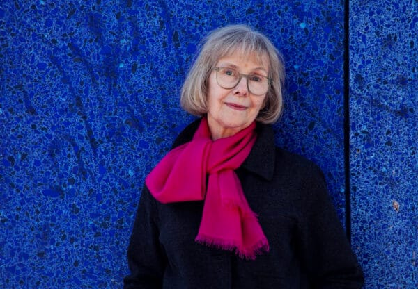 Kuvittaja ja sarjakuvataiteilija, 81-vuotias Posy Simmonds on alansa pioneeri